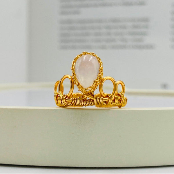 Glowing Floral Crown Diamond Ring